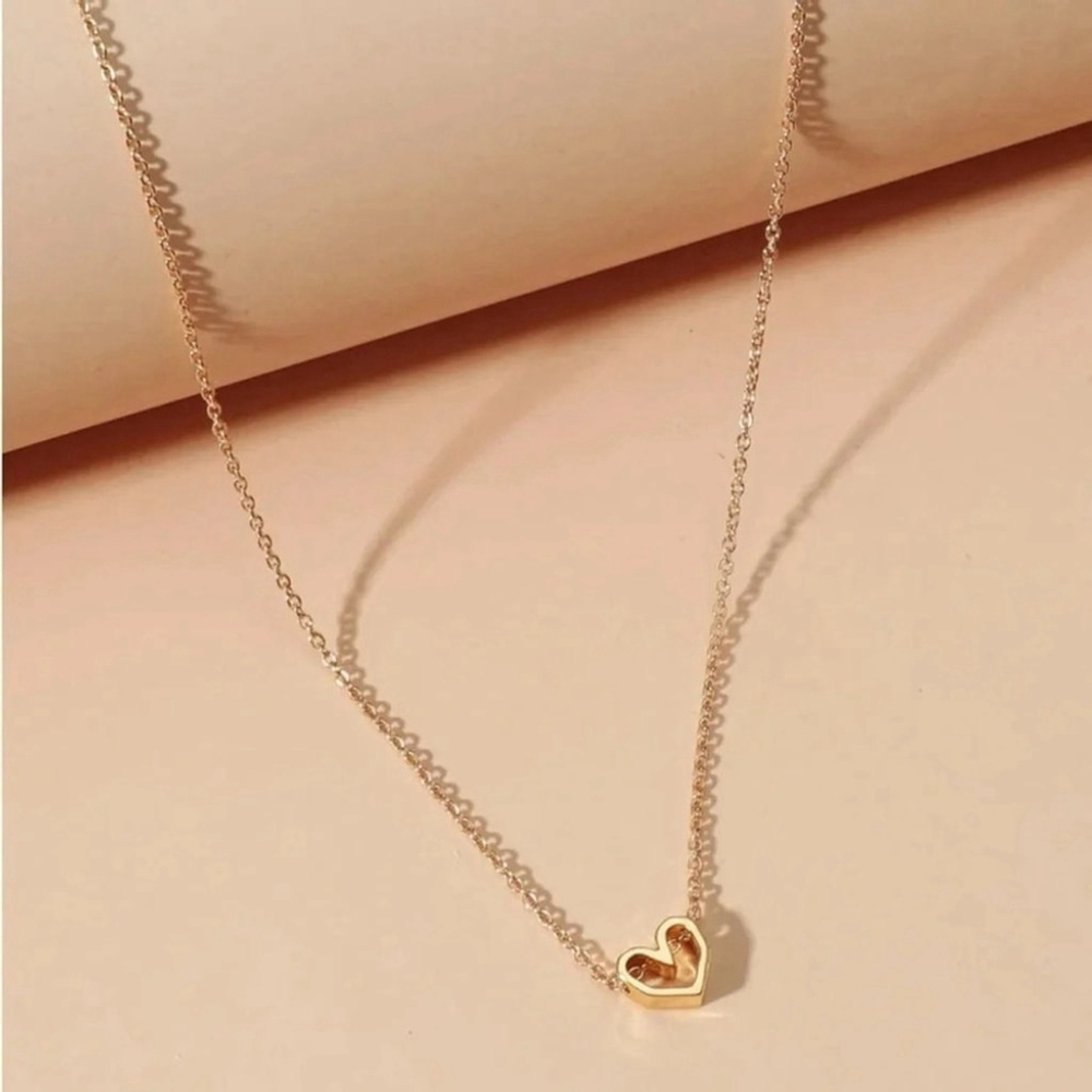 ⚠️Clearance Yellow Gold Heart Charm Necklace SS - Picture 2 of 4